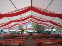 Dekorierte Festzelte